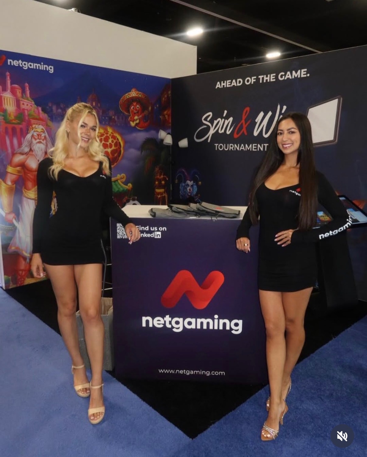 Deluxe By Lex models at a tradeshow booth